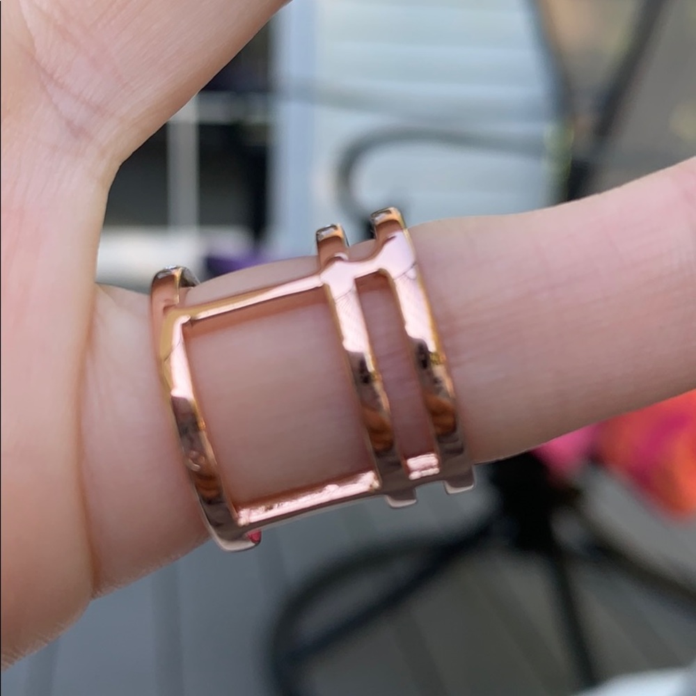 Ring - Picture 2 of 3